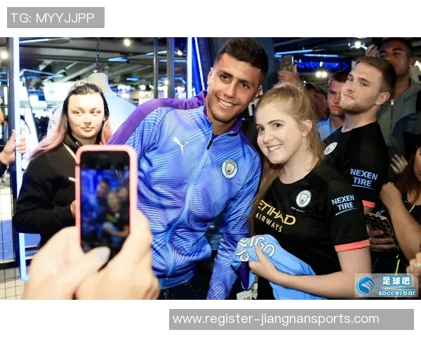 南京网球队耐力训练与欧冠足球的精彩交融探讨 南京网球队耐力训练与欧冠足球的精彩交融探讨